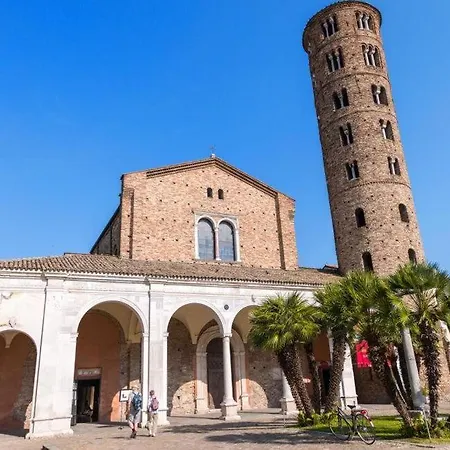 Exclusive Luxury With Private Parking بيت للعطل *